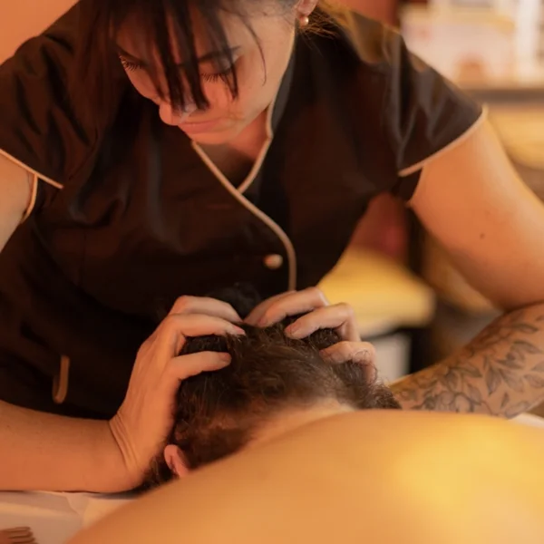 massage bien-être, massage décontractant dos nuque crâne